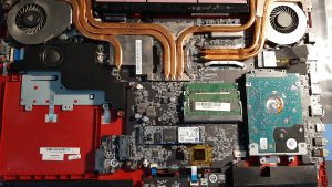 Lire la suite à propos de l’article Nettoyage des composants internes de l’ordinateur portable
